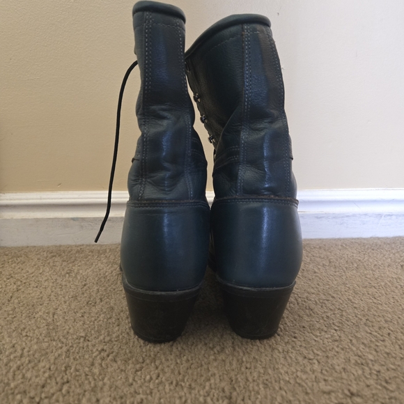 Capezio Women's Green Lace-Up Boots - Picture 4 of 6